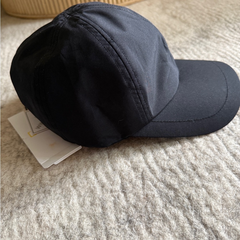 NWT National Geographic Gore-Tex Windstopper Hat, Black, One size